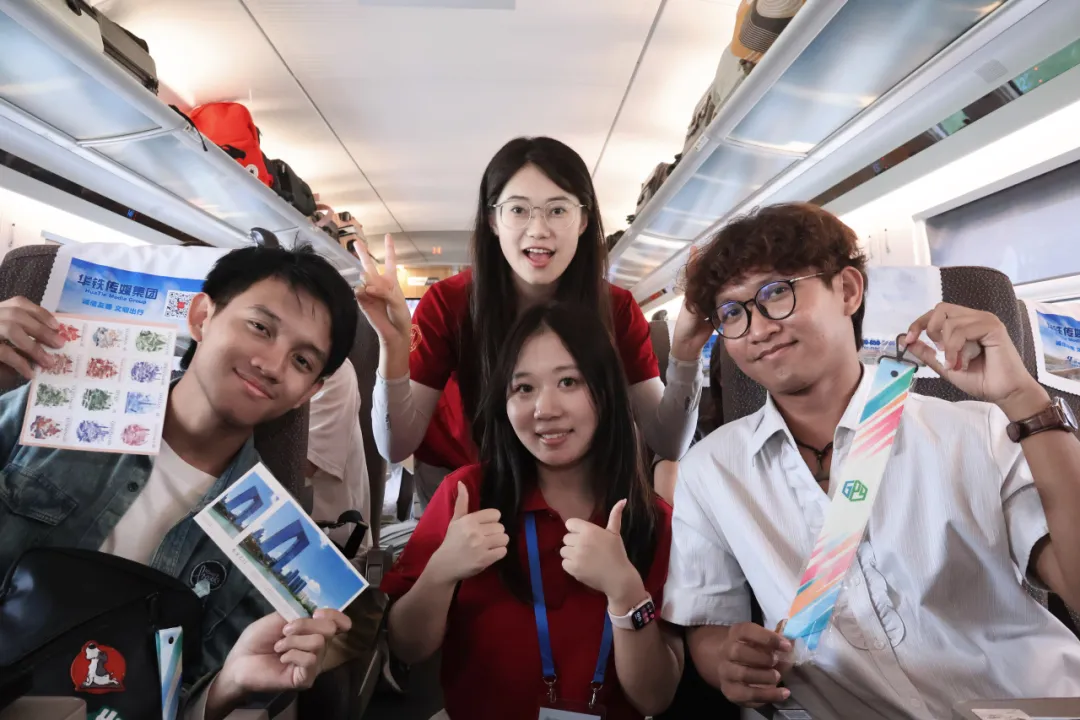 Participants arriving in Suzhou